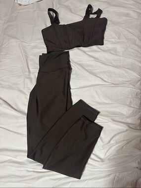 Alo espresso workout set